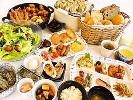 Desayuno buffet todos los días (con cargo)