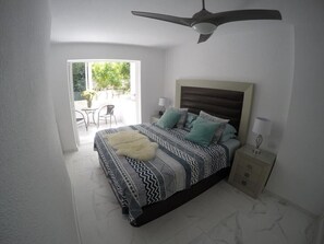 2 bedrooms, in-room safe, iron/ironing board, free WiFi