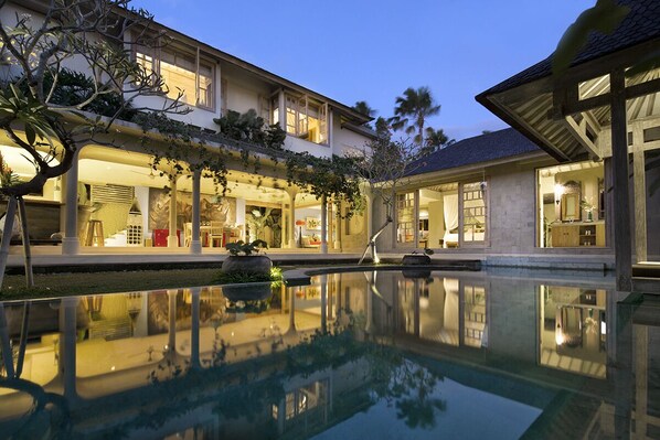 Pool - Central 3 BR villa in heart of Seminyak (Seminyak)