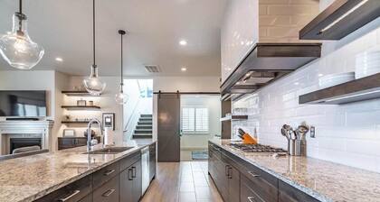 Arcadia 37 | Fire Pit * Luxury Vacation Villa * Sleeps 18 * Balcony Views