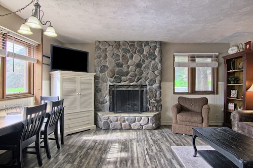 Ski Lodge/Summer Villa at Base of Boyne Mountain