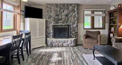 Ski Lodge/Summer Villa at Base of Boyne Mountain