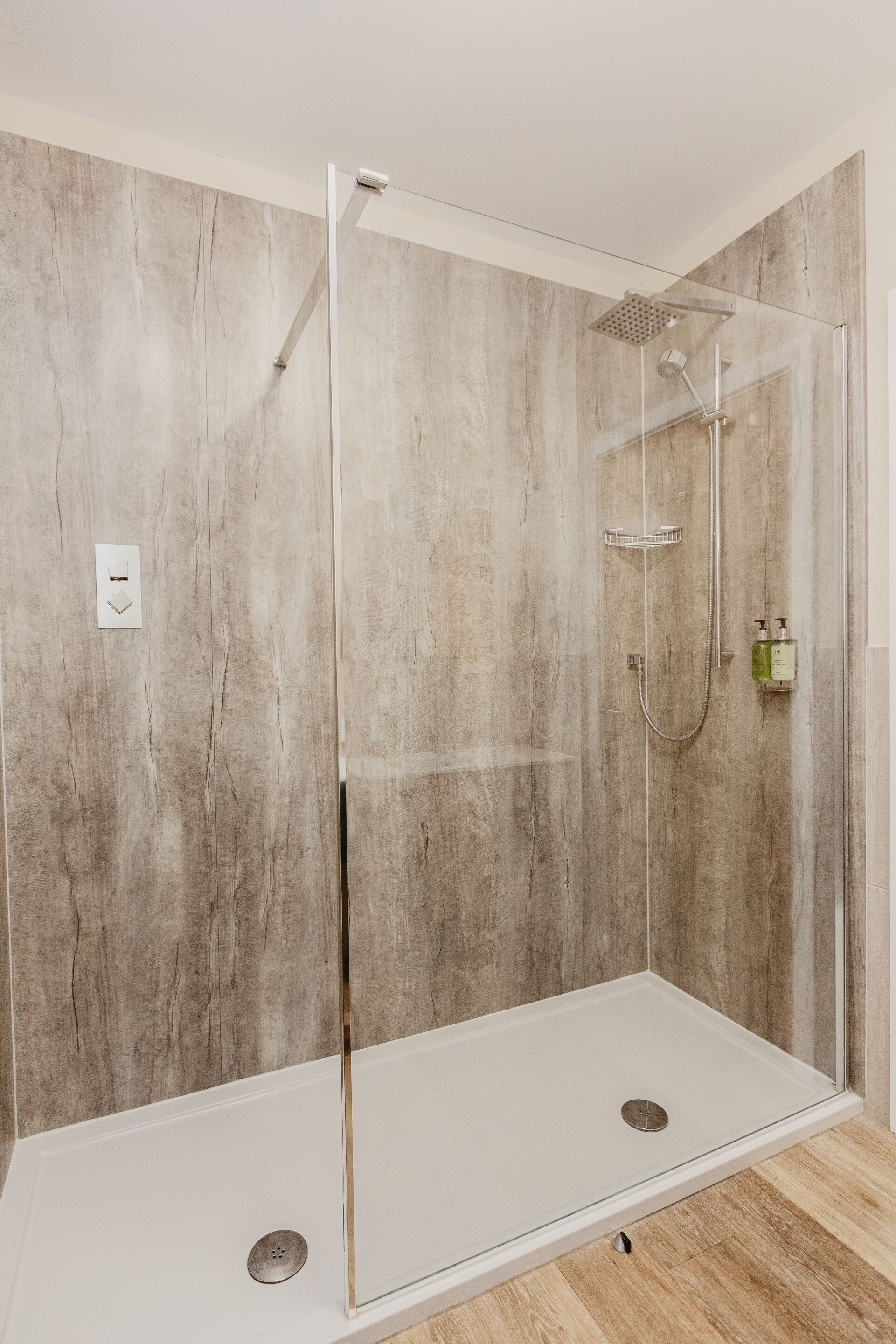 executive double room, ensuite | bathroom