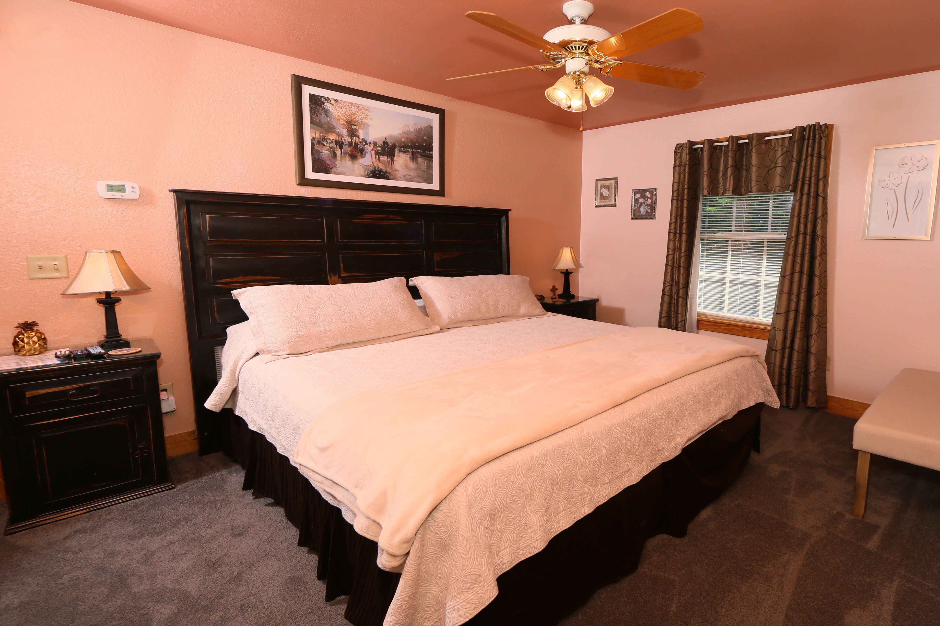 1 bedroom, individually decorated, individually furnished, free WiFi