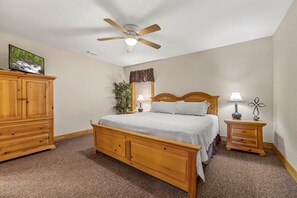 Condo, varias camas, hidromasaje | 3 habitaciones, decoración personalizada y muebles diferentes 