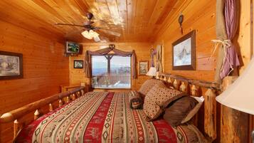 Cabin, Multiple Beds, Hot Tub, Mountain View | 1 bedroom, individually decorated, individually furnished, free WiFi
