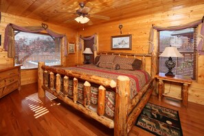 Cabin, Multiple Beds, Hot Tub, Mountain View