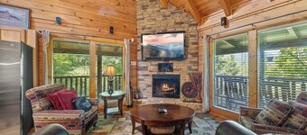 Moonlight and Memories - Two Bedroom Cabin