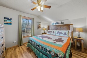 House, Multiple Beds, Hot Tub