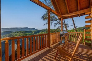 Property grounds - Scenic Vista Lodge (Sevierville)