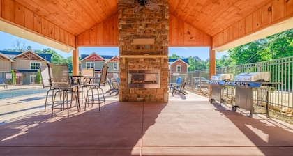 Misty Mountainside - Two Bedroom Chalet