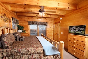 Ferienhütte, Mehrere Betten, Whirlpool, Bergblick | 8 Schlafzimmer, kostenloses WLAN, Bettwäsche