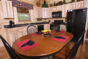 Cabin, Multiple Beds, Hot Tub | Private kitchen | Fridge, microwave, oven, stovetop - A Time to Remember - One Bedroom Cabin (Sevierville)