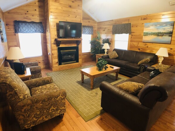 Condo, Multiple Beds, Hot Tub | Living area | 42-inch flat-screen TV with cable channels, TV, fireplace - Briarstone Lodge Condo 13B - Two Bedroom Condo (Pigeon Forge)