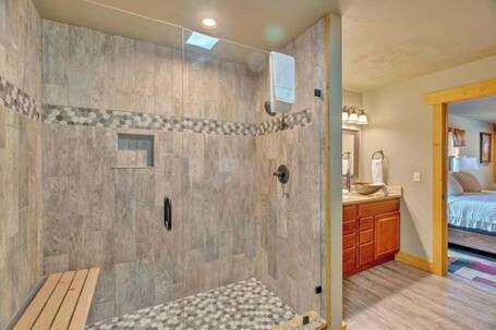 Splash Mountain Lodge - Image 24
