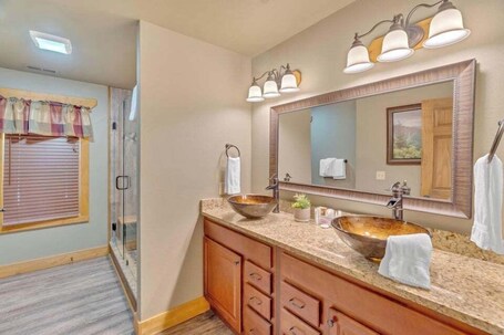 Splash Mountain Lodge - Image 23