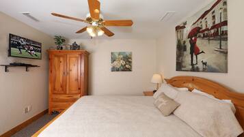 2 bedrooms, individually decorated, individually furnished, desk