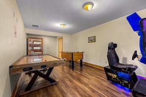Condo, Multiple Beds, Hot Tub | Game room