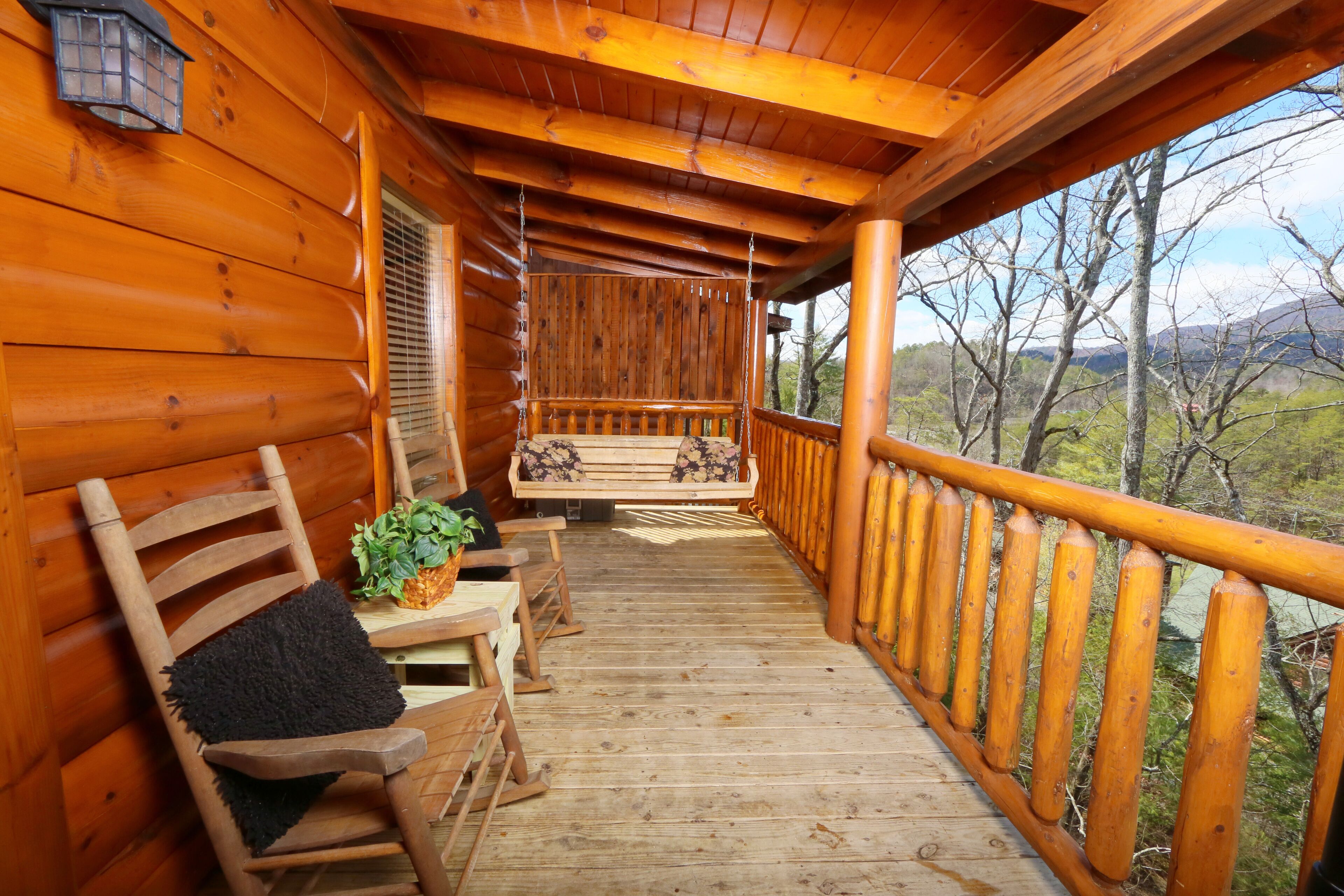 Ferienhütte, Mehrere Betten, Whirlpool | Balkon
