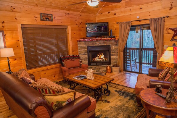 Cabin, Multiple Beds, Hot Tub | Living room