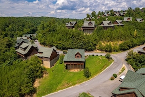 Exterior - MooseBehaving - Two Bedroom Cabin (Sevierville)