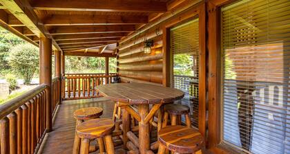 MooseBehaving - Two Bedroom Cabin
