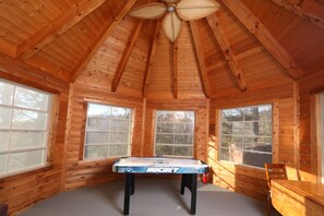 Mökki, useita sänkyjä, poreamme, vuoristonäköala | Näkymä huoneesta