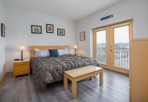 Condo, Multiple Beds, Jetted Tub, Mountain View