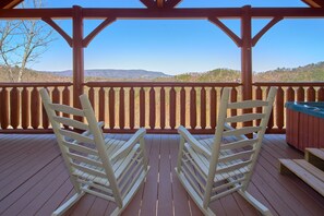 小�屋, 多张床, 热水浴缸, 山景 | 阳台