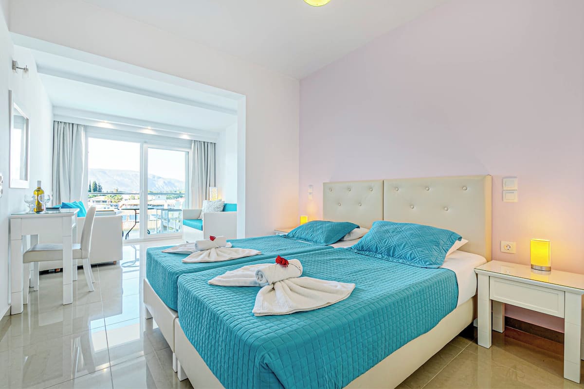 1 habitación, ropa de cama hipoalergénica y camas con efecto memoria