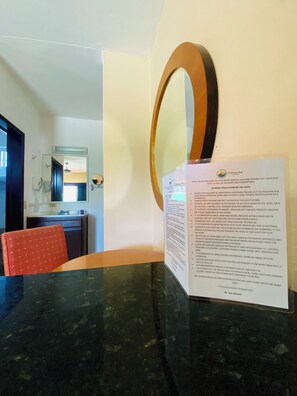 スタンダード ルーム | アイロン / アイロン台、WiFi (無料)、ベッドシーツ