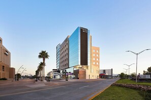 Exterior - Fairfield Inn & Suites Silao Guanajuato Airport (Silao)