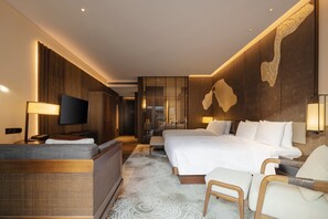 Room, 2 Double Beds, Courtyard View (Courtyard Room) | Minibar, in-room safe, desk, iron/ironing board - JW Marriott Hotel Qufu (Jining)