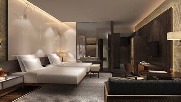 Minibar, in-room safe, desk, iron/ironing board