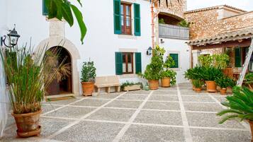 Façade de lâhĂ©bergement