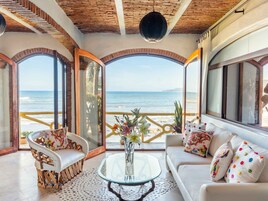 2 Br - Oceana | 거실