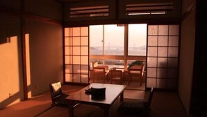Interior - Wakashio (Minamiawaji)