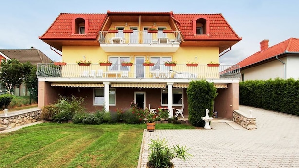Overnatningsstedets facade