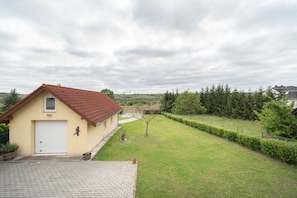 Property grounds - Léna Apartman (Hévíz)