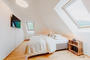 1 sovrum, sängtillbehör av högsta kvalitet och Select Comfort-madrasser
