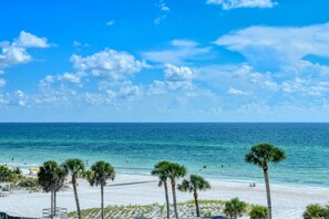 Beach - Unit 511 – Newly Renovated Gulf Front Condo on Siesta Key (Sarasota)