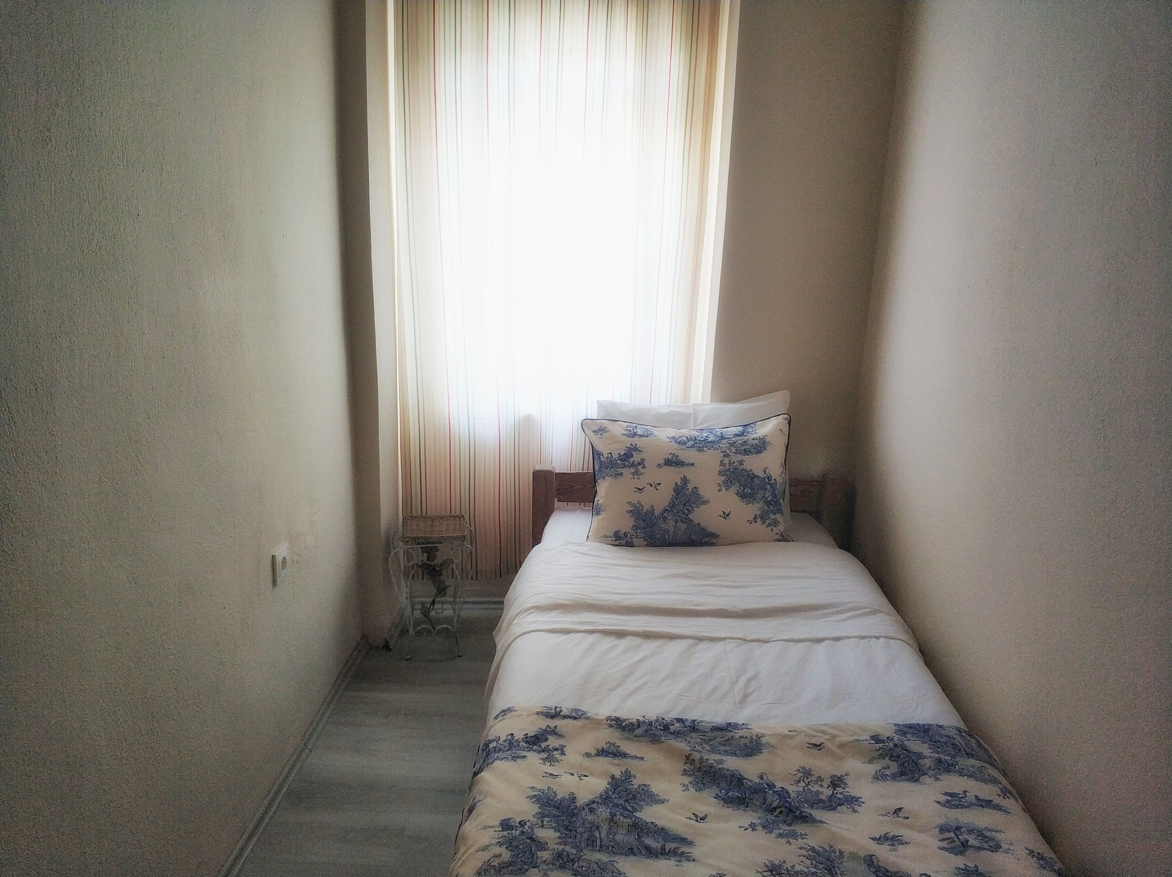 suite | desk, iron/ironing board, free cots/infant beds, free wifi