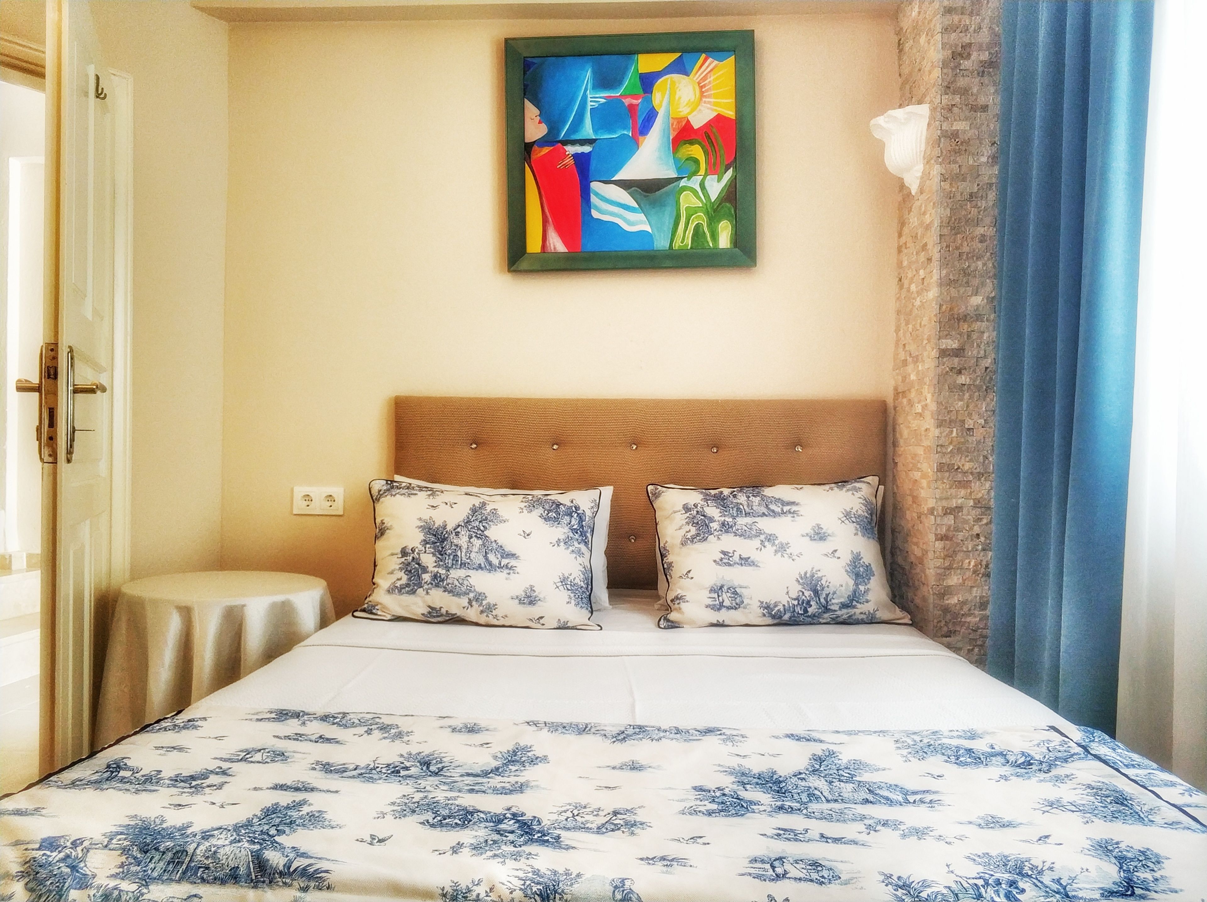 triple room | desk, iron/ironing board, free cots/infant beds, free wifi