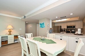 Dining - House Of The Sun #308GV (Sarasota)
