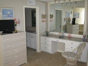 Master Bedroom2 - House Of The Sun #413GF (Sarasota)