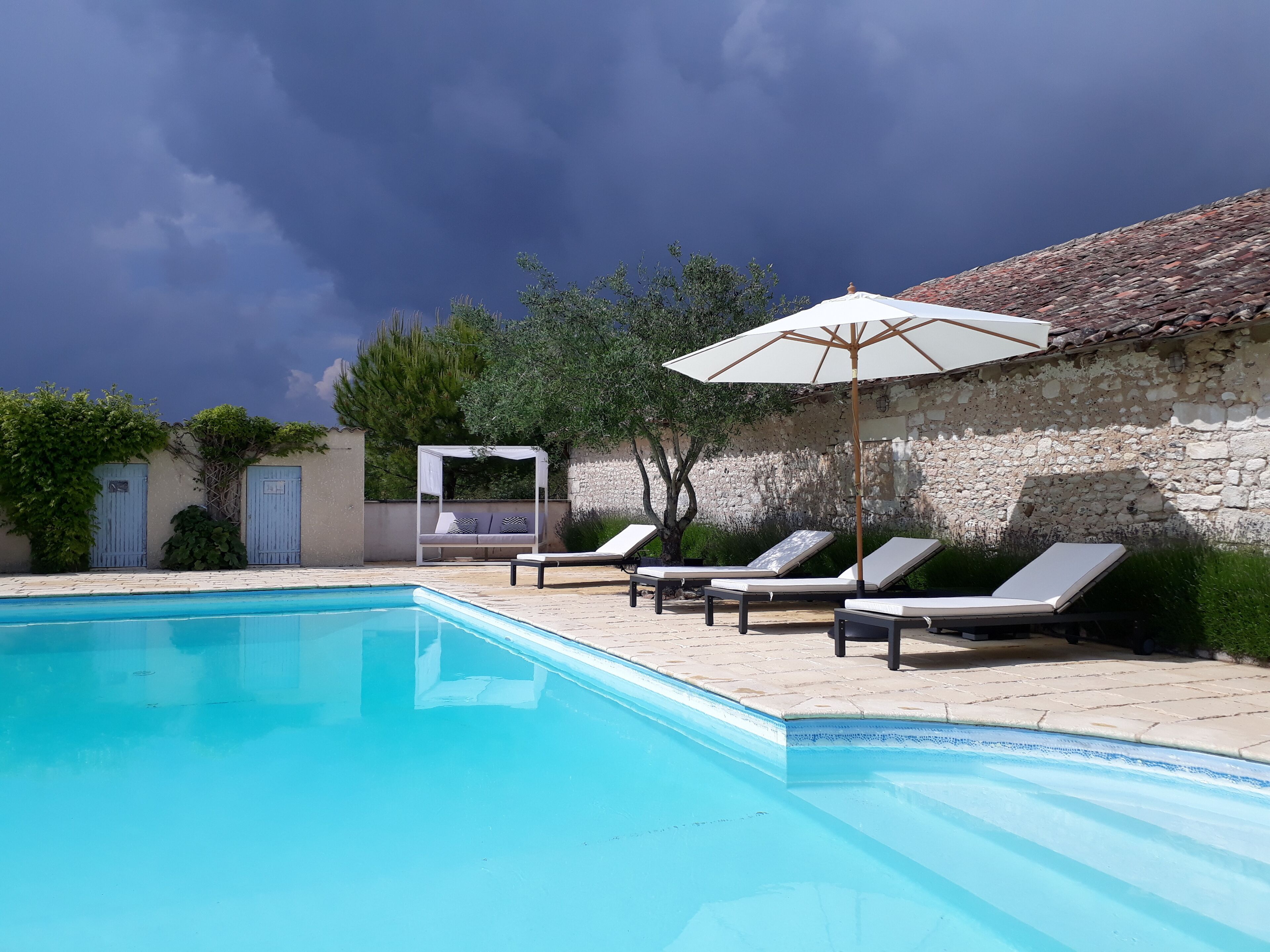 Piscine extérieure, piscine chauffée