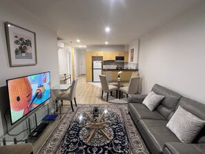 Smart-TV, DVD-Player