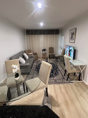 Smart-TV, DVD-Player