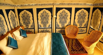 Exotic Luxury Camps