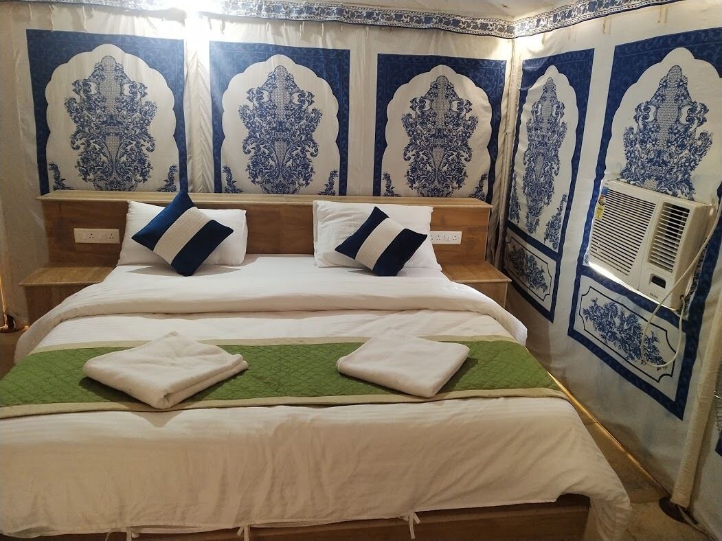 Luxury Tent, 1 King Bed, Non Smoking, Resort View | 1 bedroom, premium bedding, individually decorated